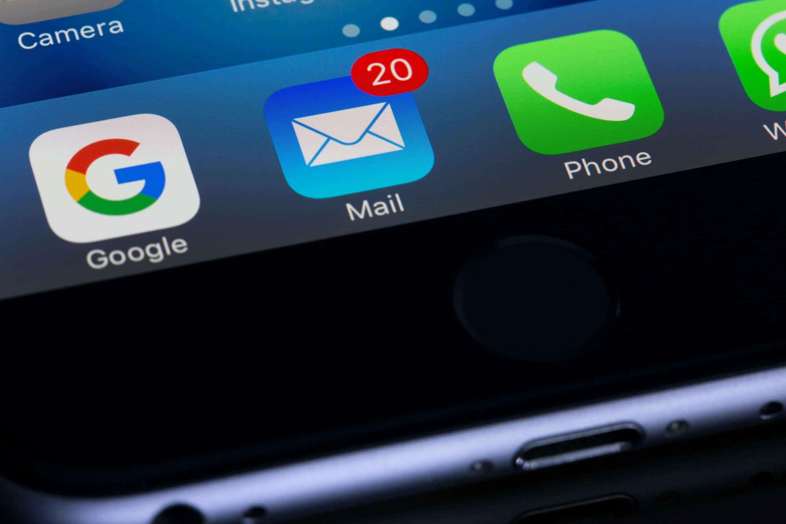 Apps to Organize Contacts for Easy Access